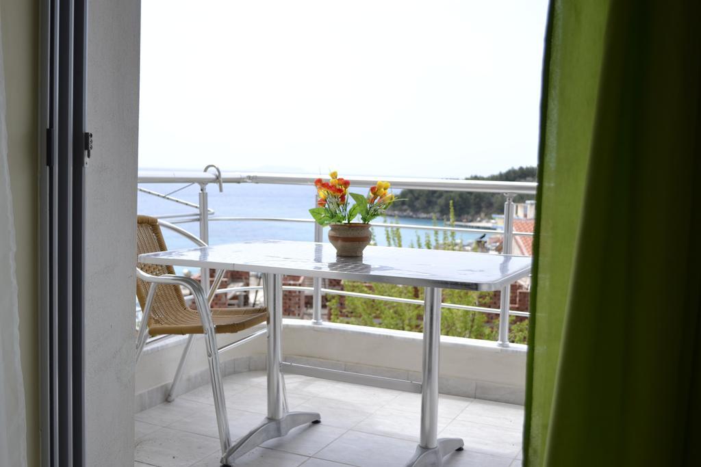 Riviera Rooms Химара Номер фото