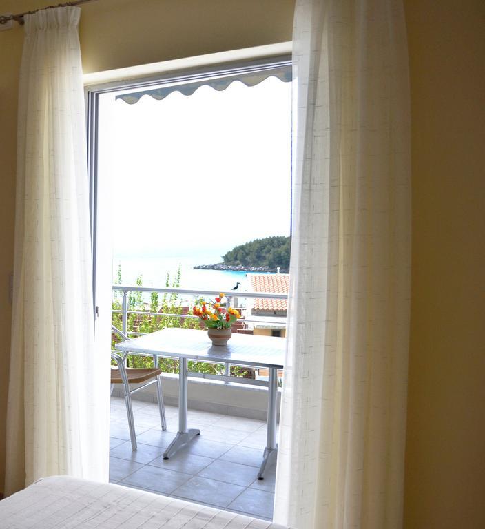 Riviera Rooms Химара Номер фото
