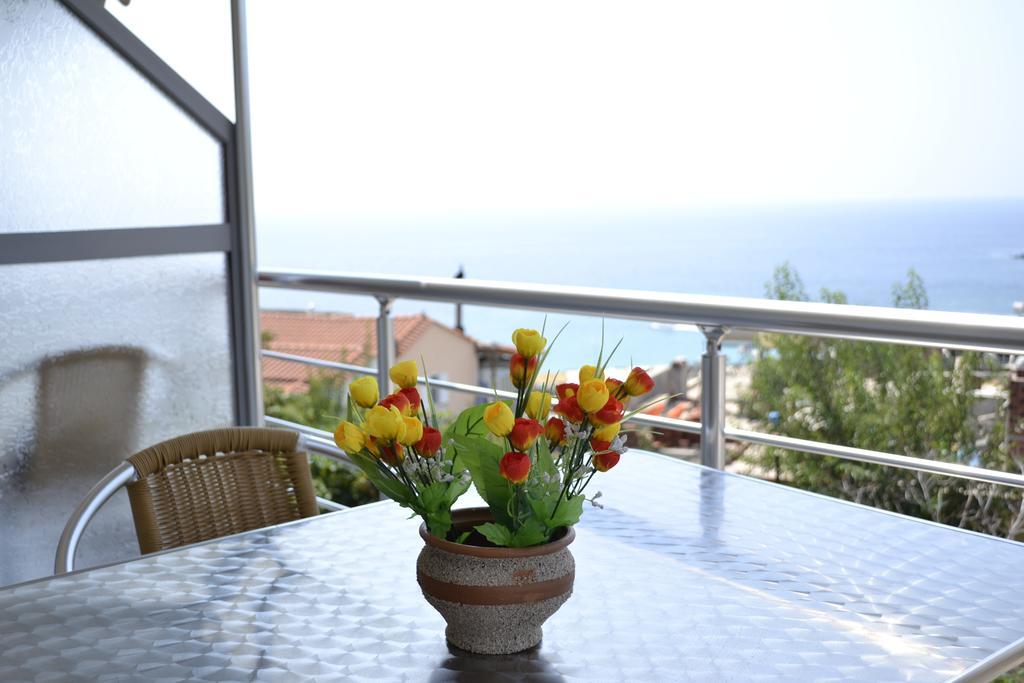 Riviera Rooms Химара Номер фото