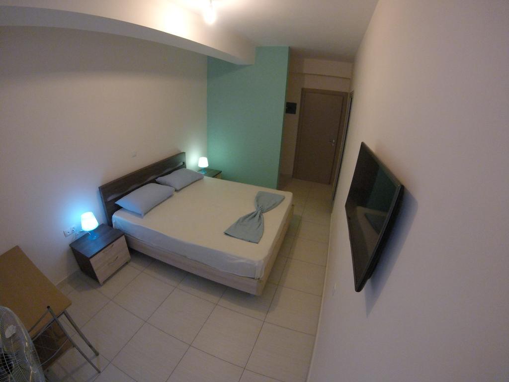 Riviera Rooms Химара Экстерьер фото